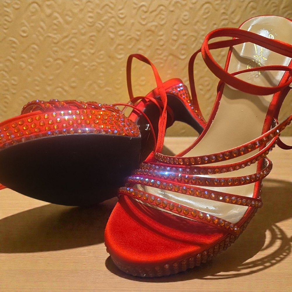Thalia Sodi‎ Red Strappy Heels with Rhinestones - Picture 4 of 6